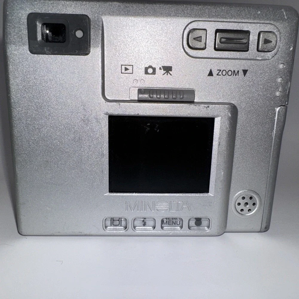 Minolta Dimage Xi Digital CCD Point and Shoot Camera UNTESTED